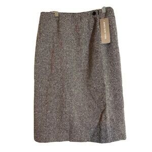 Jones New York Woman Skirt size 6 Grey Lining 100% Acetate NWT